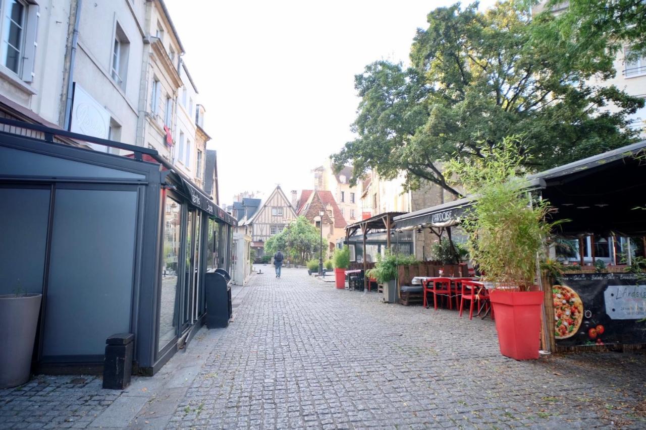 Апартаменти Le Perroquet Fringant, Rue Pietonne Et Quartier Historique Кан Екстер'єр фото